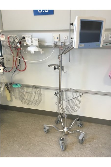 Håndtag, dropstativ rustfast stål, ergonomisk greb. JB 294-00-05 af JB Medico