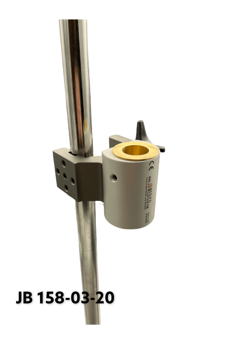 Soporte múltiple con un dispositivo de fijación y casquillo de laton. JB 158-03-20 por JB Medico