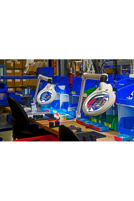 Circus LED magnifying glass Lamp, T100 Wh 600 930 3,5D CLA EU, CIL026694 by JB Medico