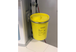 Sikker håndtering af kanylebokse – design, funktion og tryghed i én løsning